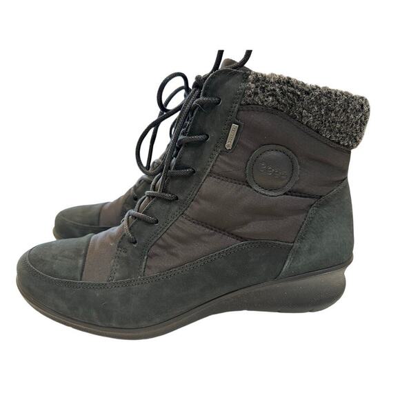 Ecco Gore Tex Babett Wedge Lace Up Boots Sz 9-9.5 Black Fur Lined Outdoor Bootie - Picture 1 of 7